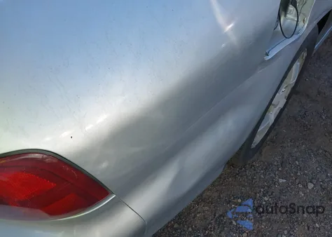 2002 Mitsubishi Galant Es V6/Gtz/Ls V6 z USA, uszkodzony, nr VIN 4A3AA46H92E129623